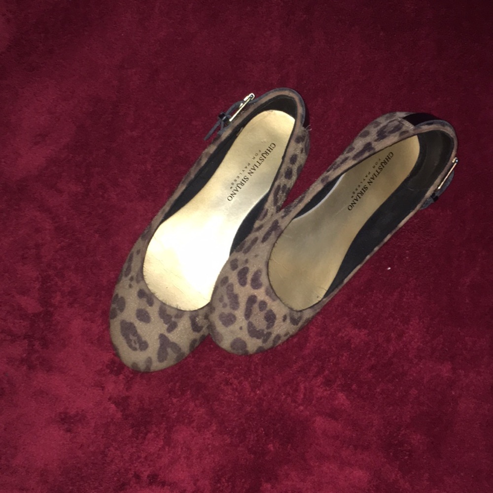 Flats - Picture 1 of 1